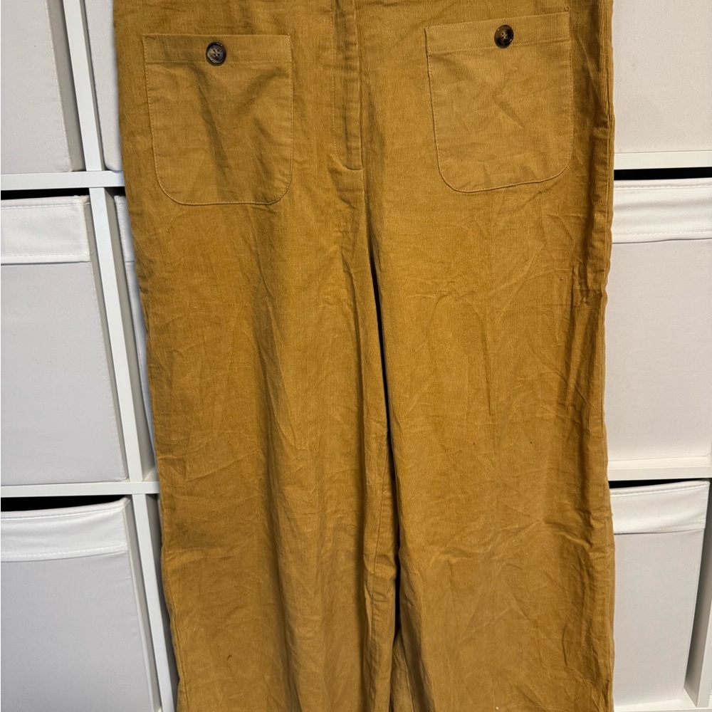 NWT Roolee Women’s Brown Corduroy Cropped Pants